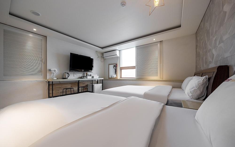 Yangpyeong River House