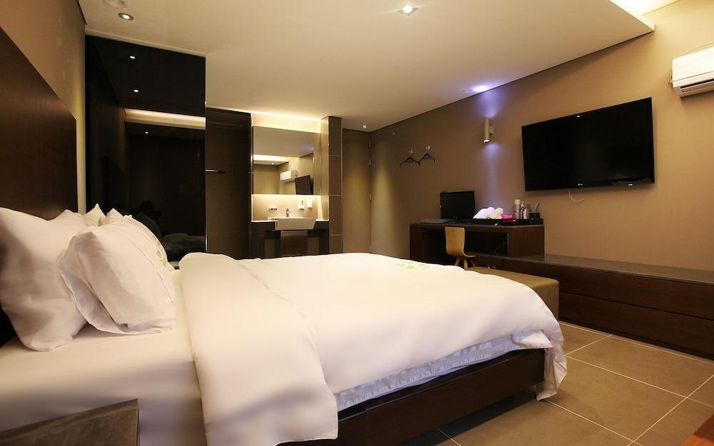 Daejeon Yuseong The Sharp