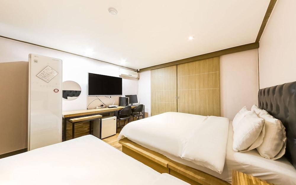 Jeonju Junghwasan-dong Q