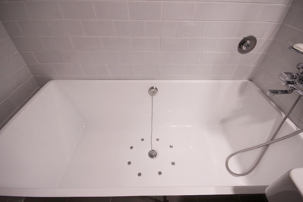 Daegu Dongdaegu Station London Boutique