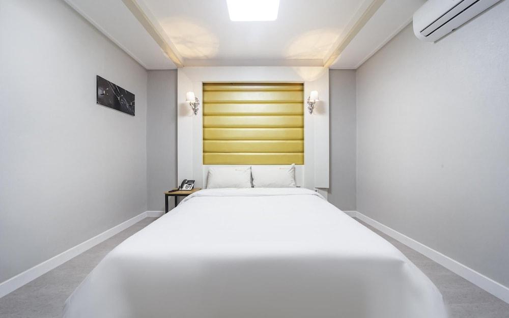 Gwnagju Pungamdong S