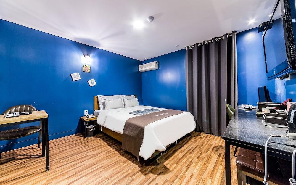 Chuncheon Hotel Lavender