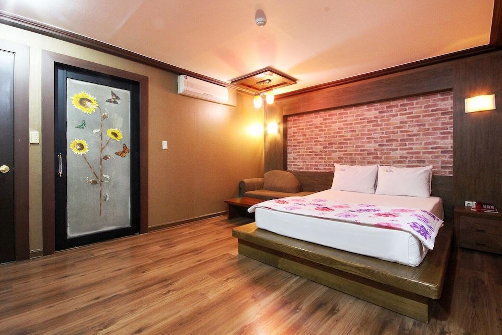 Daegu Dongdaegu Station Ocean