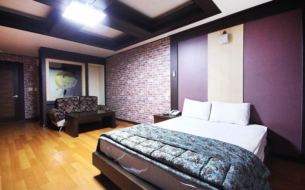 Andong Okdong Sapphire