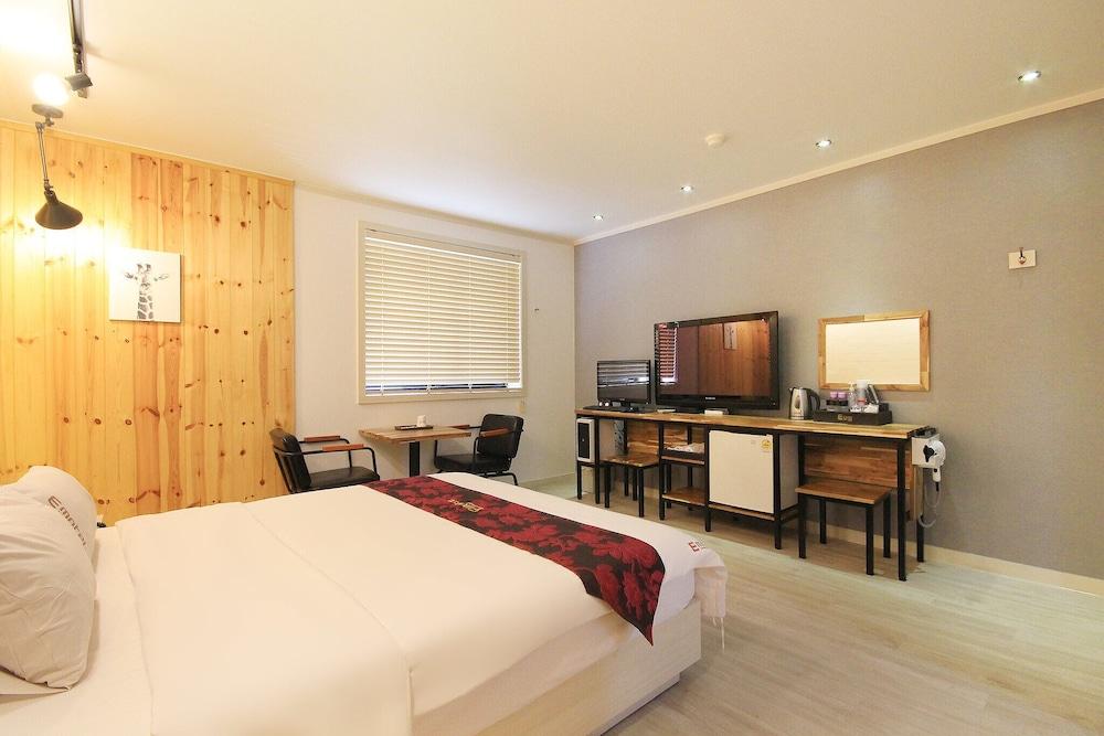 Gwangju Hanam Hotel E