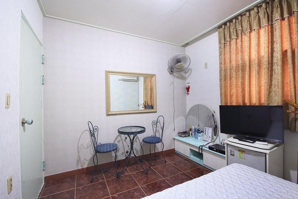 Pohang Daejamdong Dynas