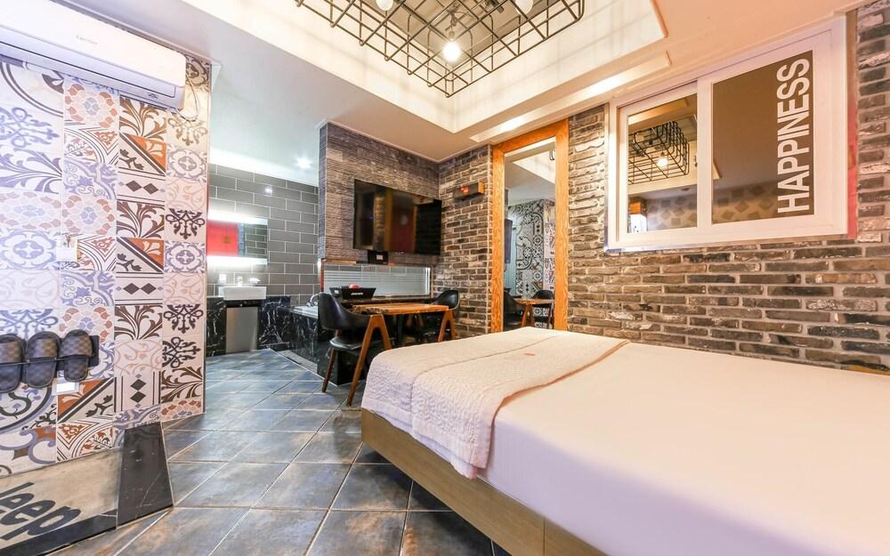 Daegu Dongseongno Jeep