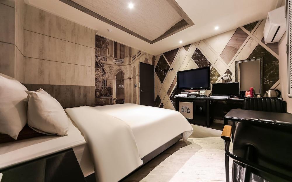 Pohang Yeongildae B and B Hotel