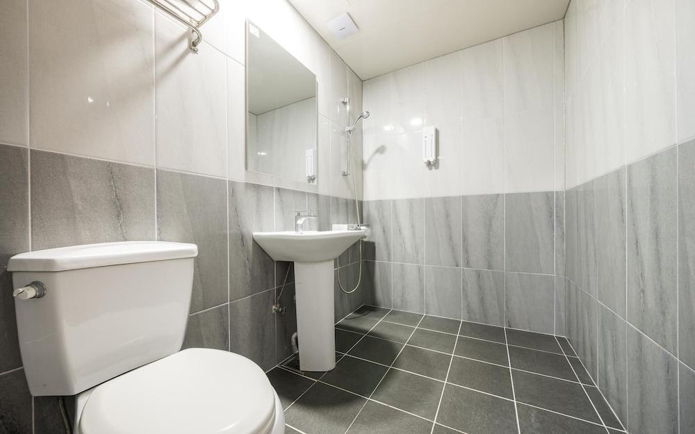 Damyang Changpyeong G Hotel