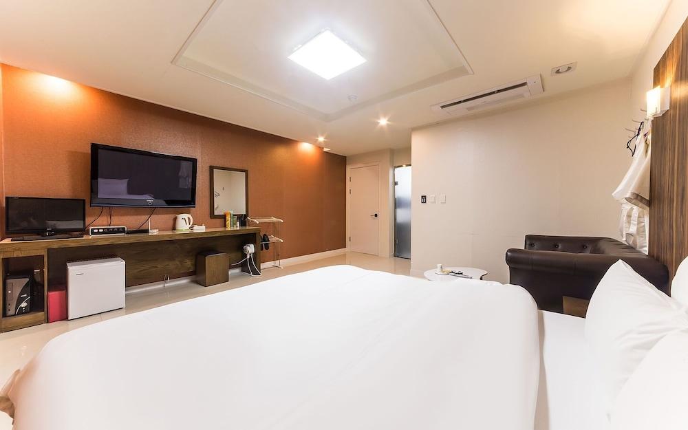 Suwon Hotel Flex