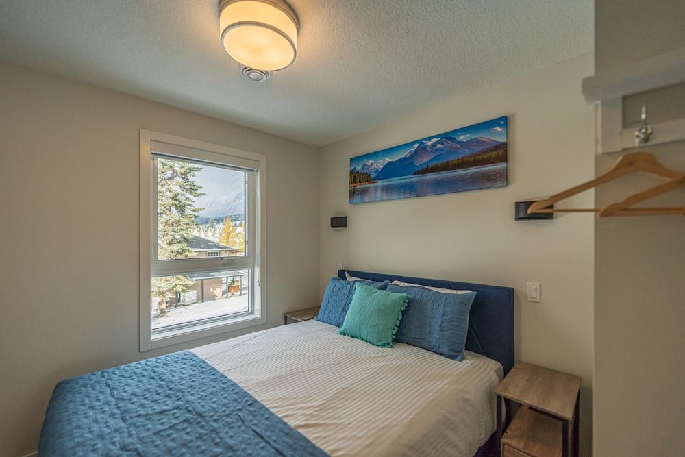 Three Townhouse Combo - Families and Large Groups