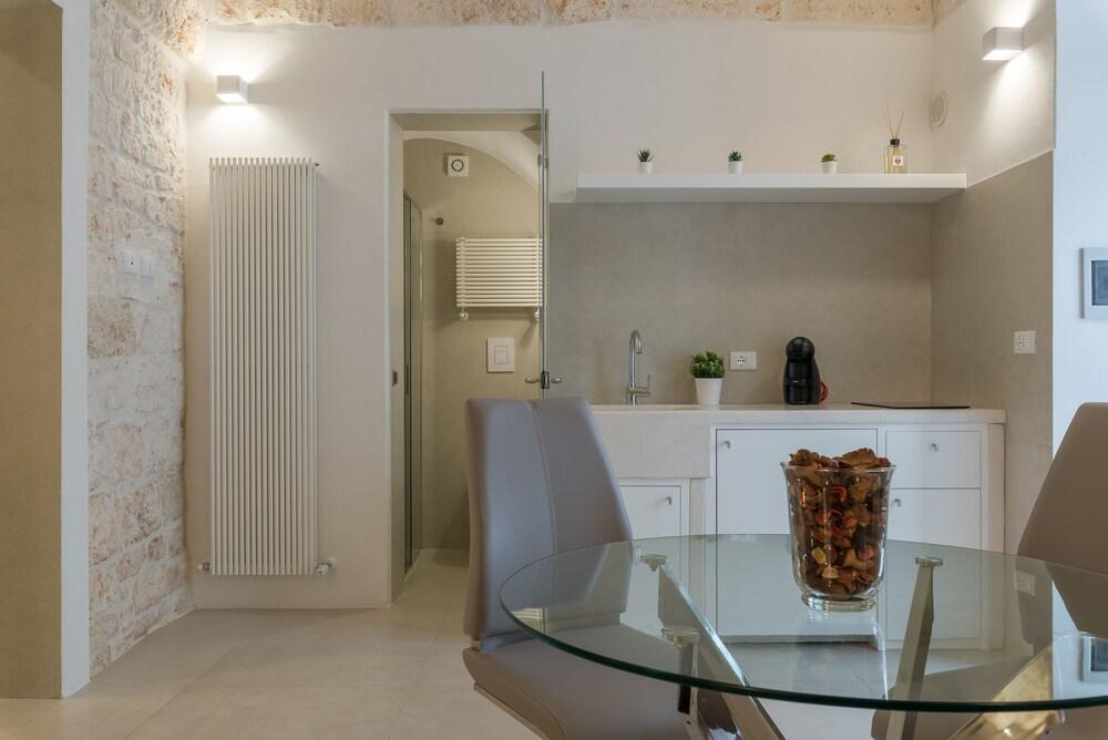 Prescious Suite 25 with Hot Tub