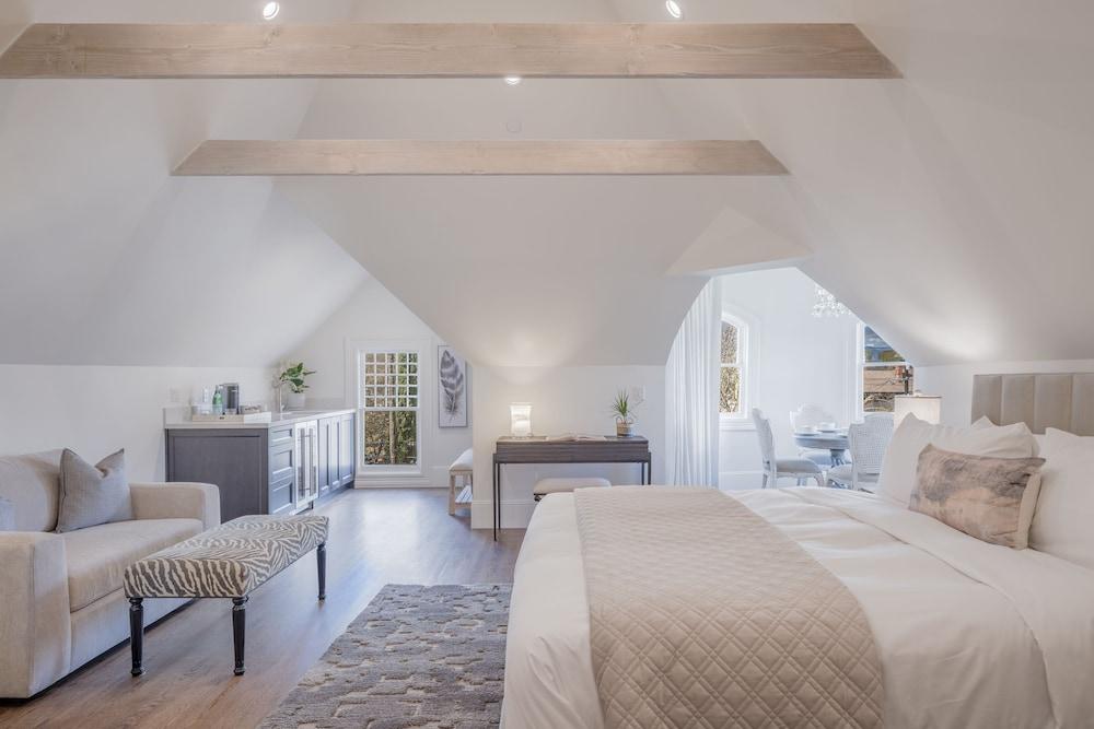 The George Luxury Boutique Inn