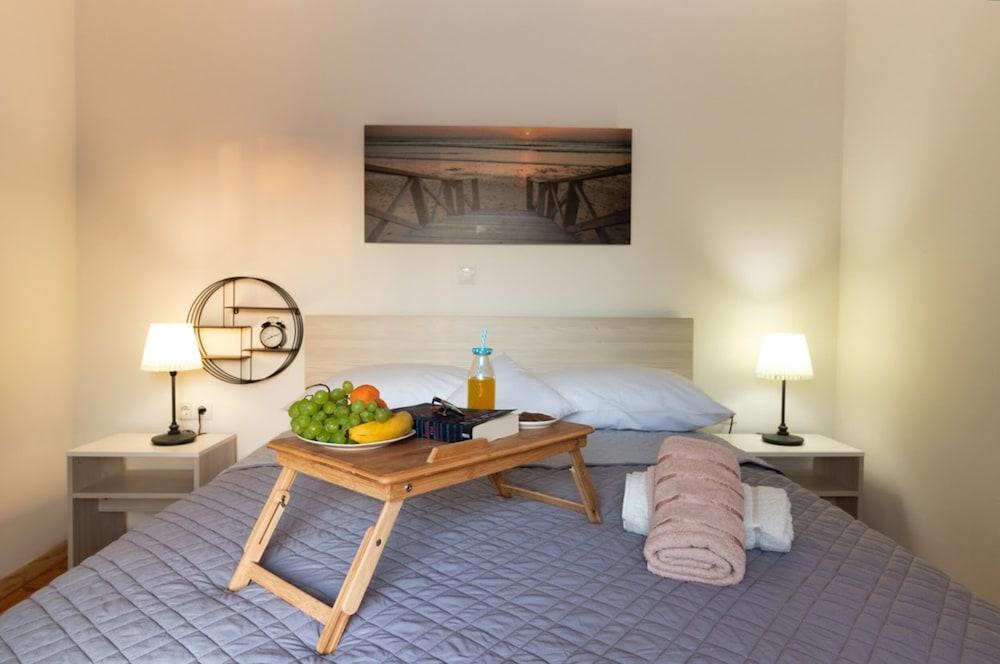 Vintage Winehouse Backov