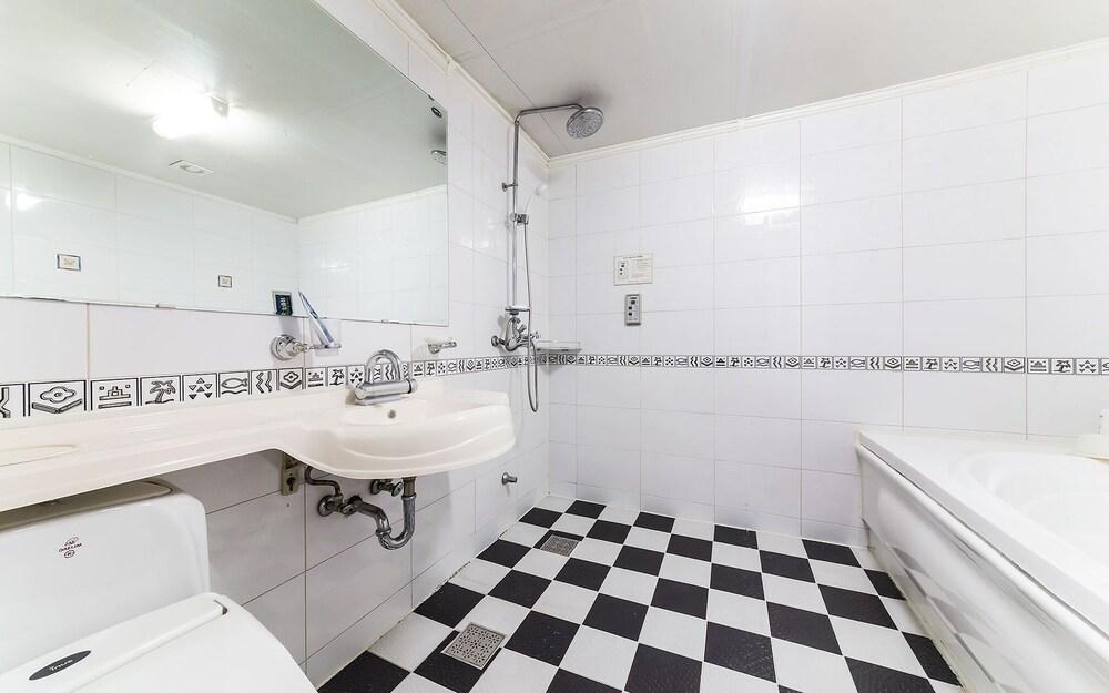 Incheon Donkey Hotel