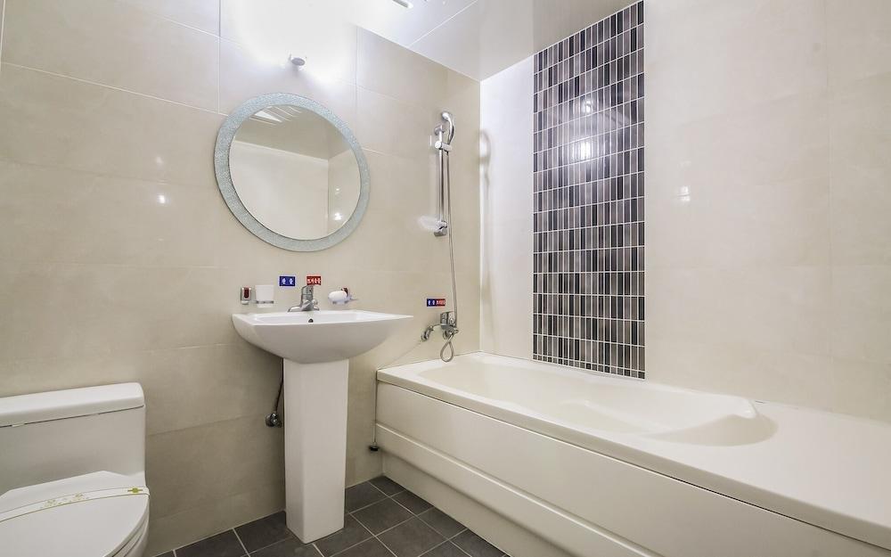 Gimhae Eobangdong Denbasta Kids Land