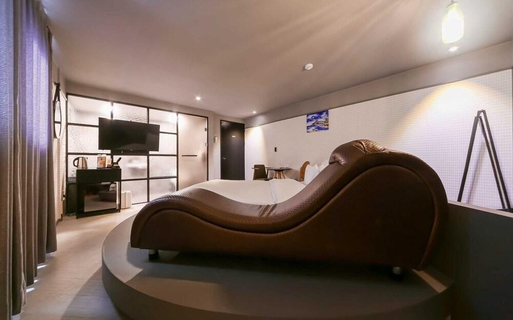 Changwon Masan Hotel Pasta