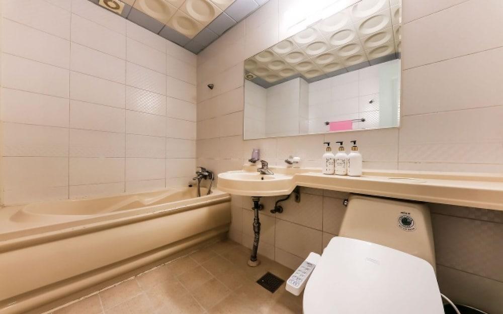 Boryeong Sinboryeong Biztown