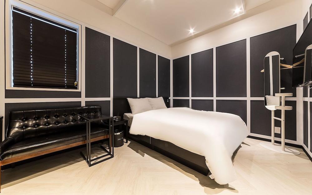 Pocheon Reading You Self Check-in Motel