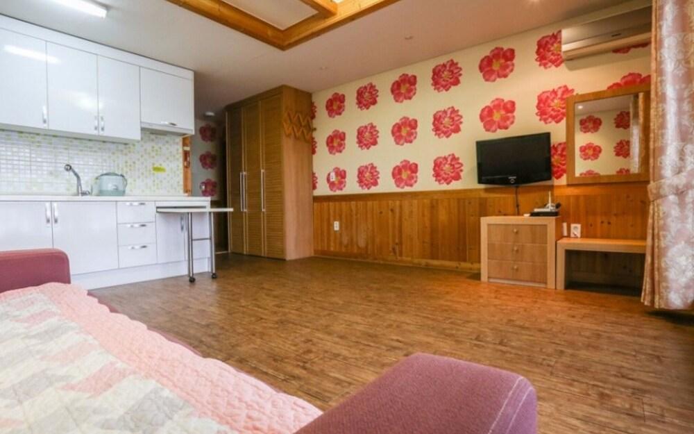 Taean Healing Beach Pension