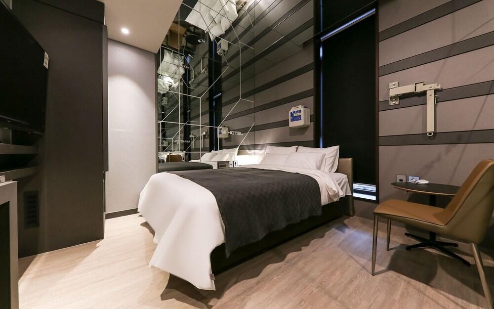 Cheonan MI Hotel