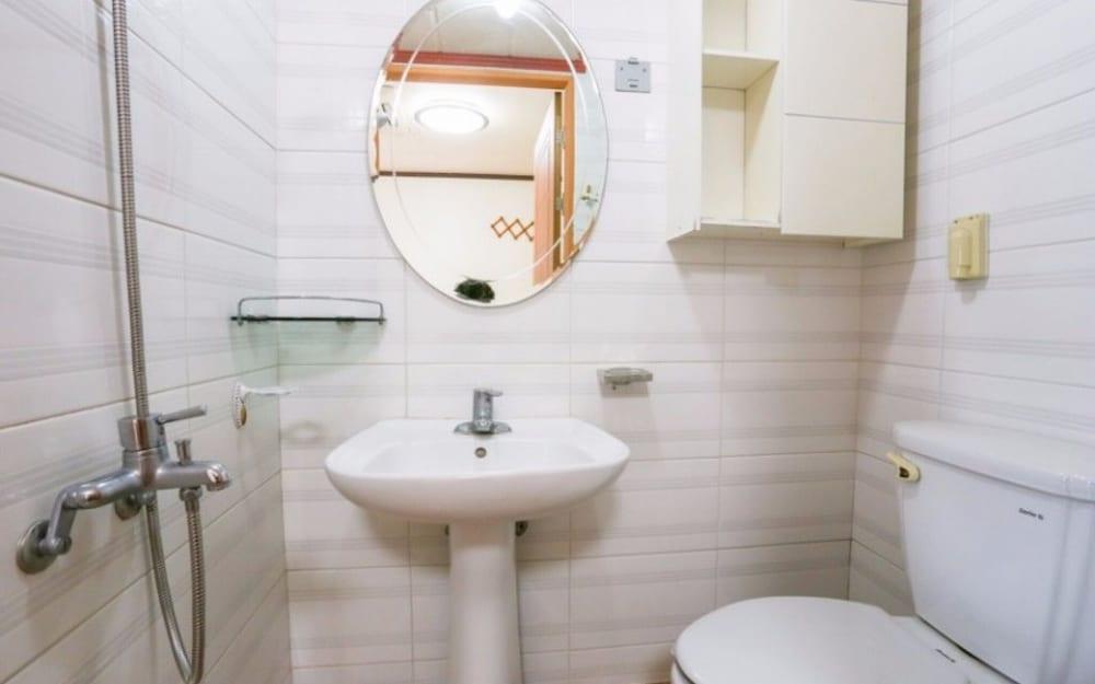 Taean Sunflower Pension