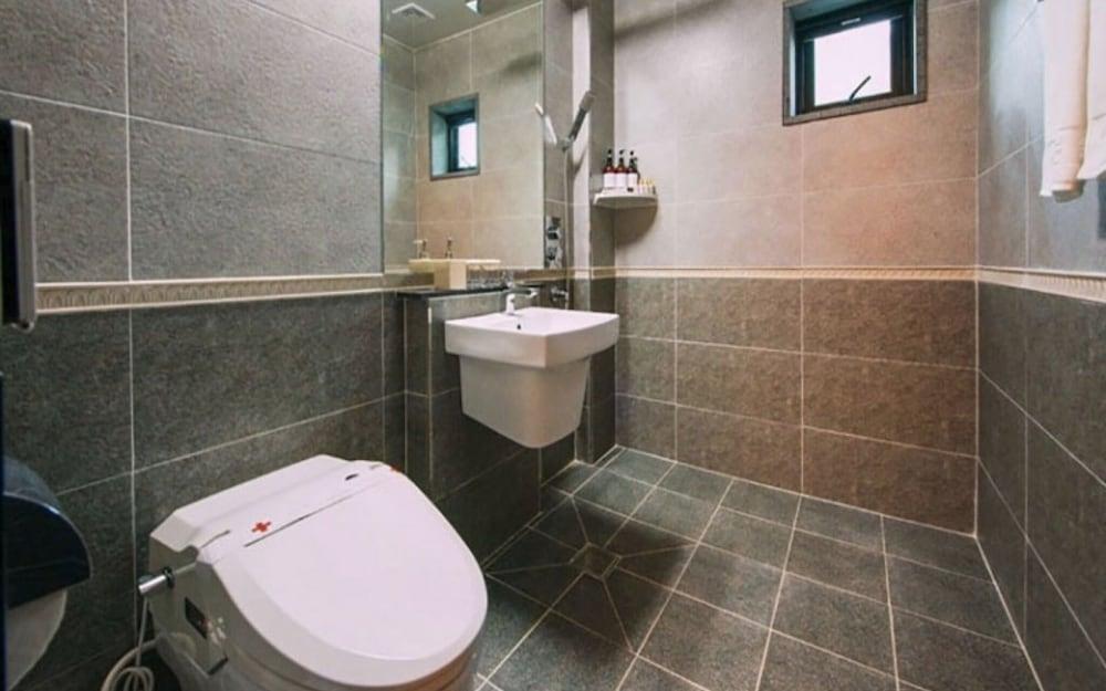 Busan Sseonaenmun Private Pool Villa