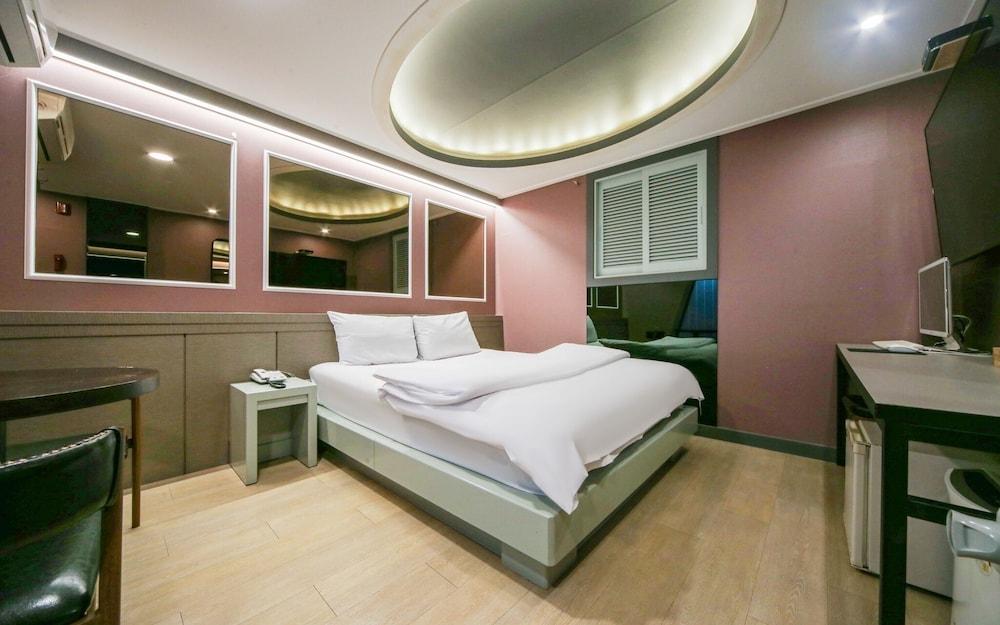 Daegu Suseongmot The Some