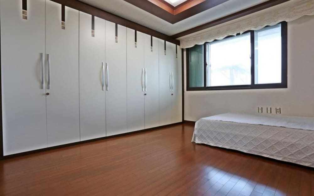 Daebudo Seascape Pension