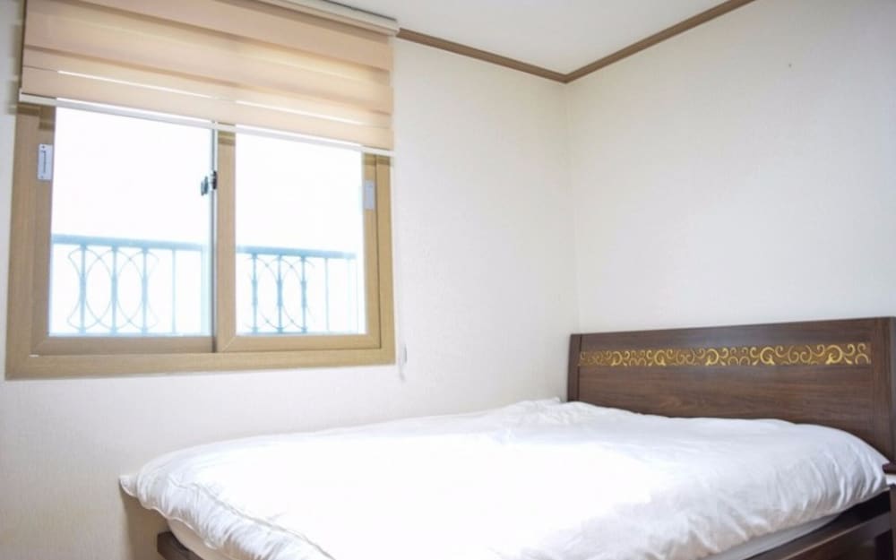 Jeju Joamoru Pension