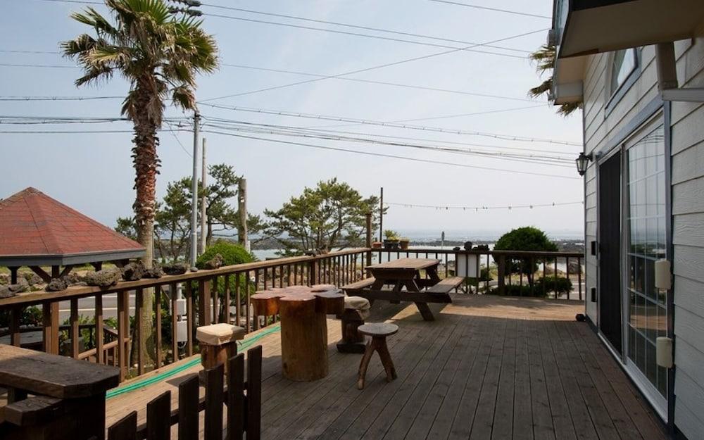 Seoguipo Haebichi House Pension