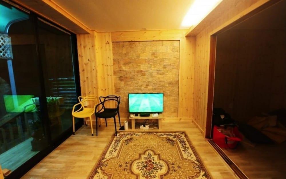 Yangyang Haeoreum Pension