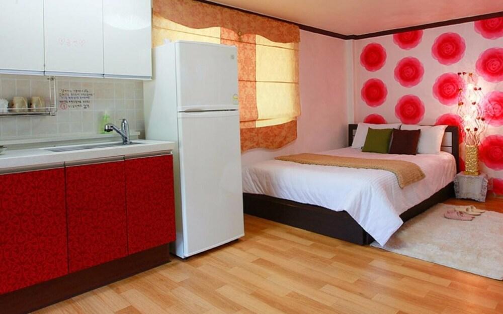 Gapyeong Valley in the Forest Pension