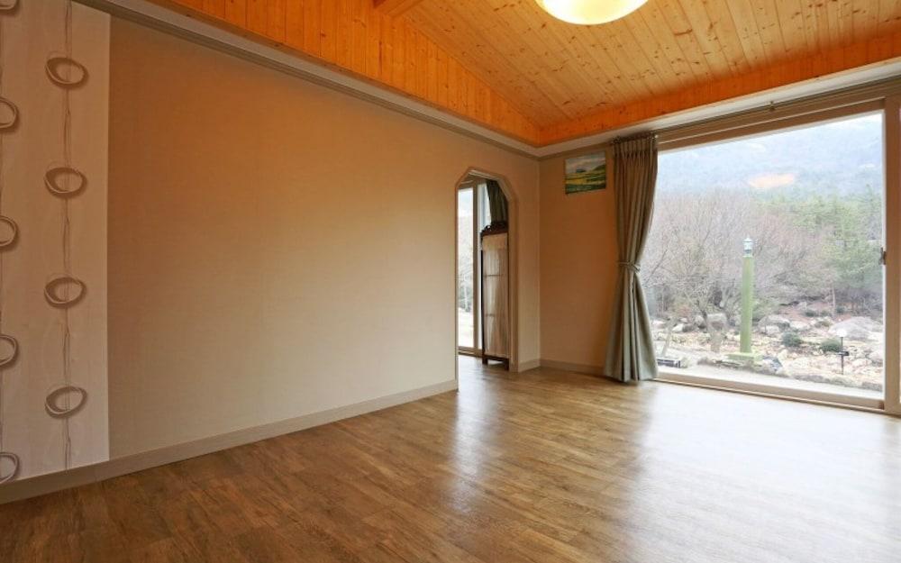 Namhae Geumsan Ianjae Pension