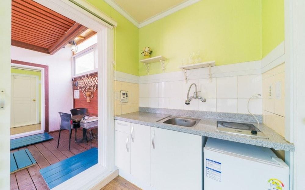 Pocheon Good Terrace Pension