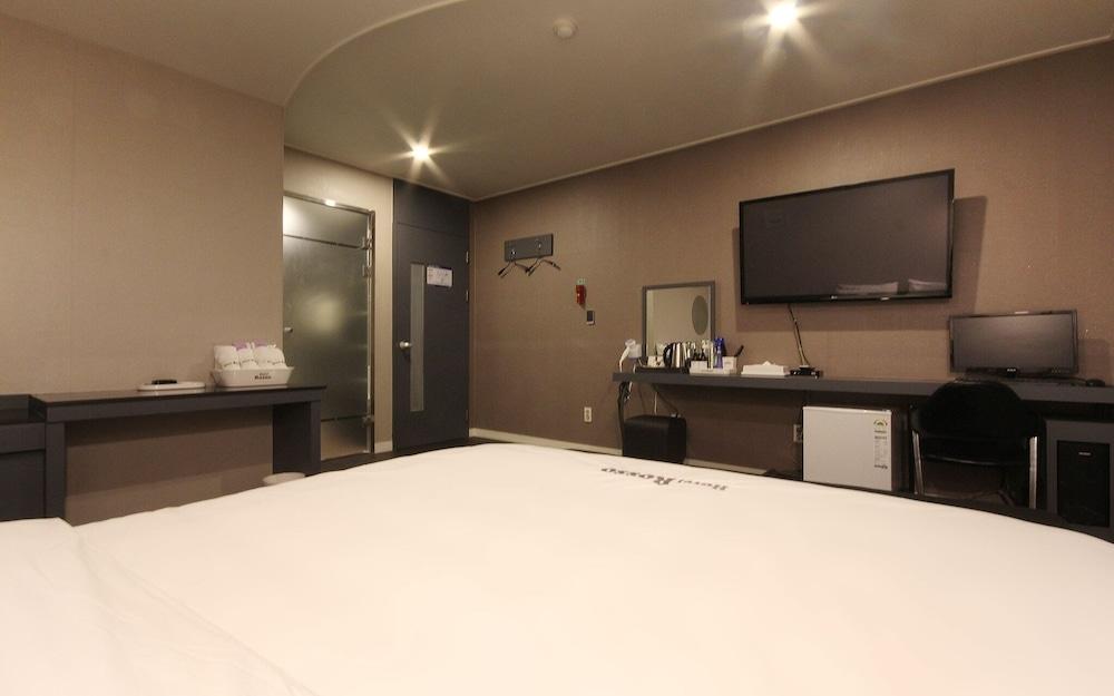 Busan Goejeong Rosso