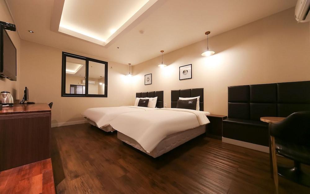 Changwon Sangnamdong the Hotel