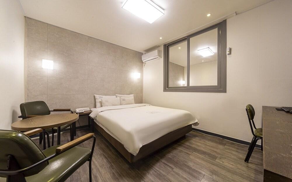 Gwangju Cheomdan City Hotel