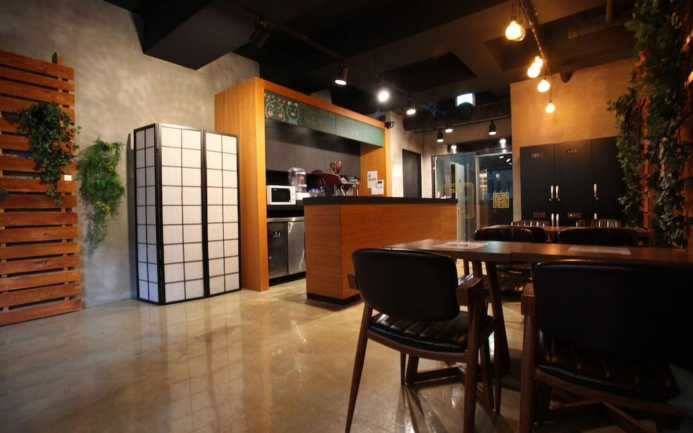 Suwon Station Hotel Malu