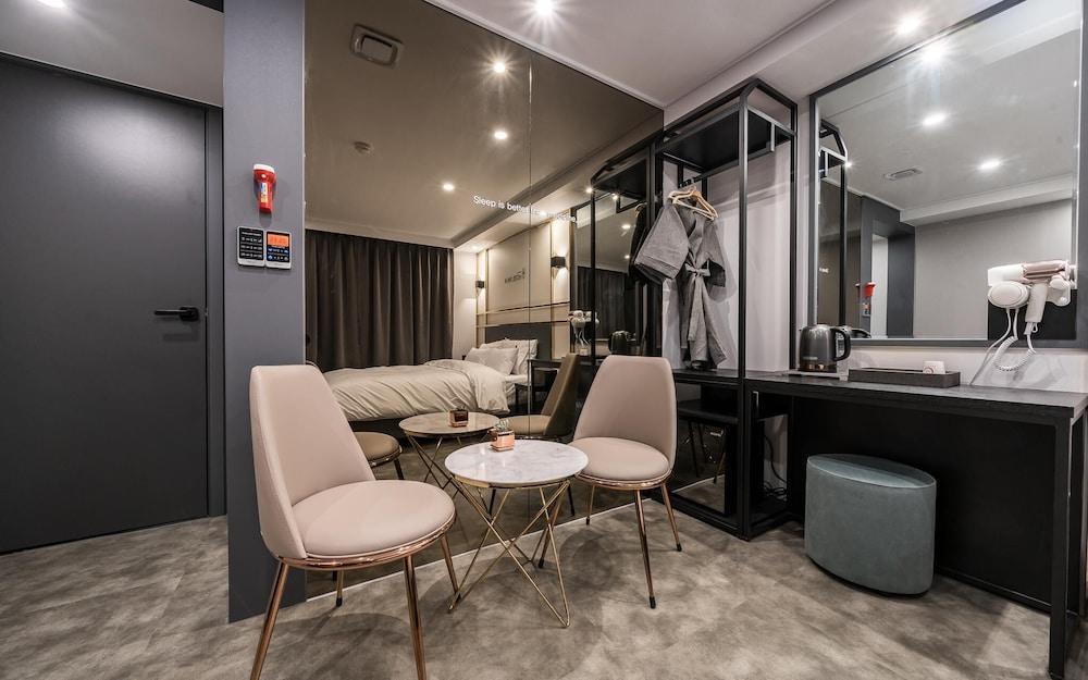 Suncheon Hotel THE H