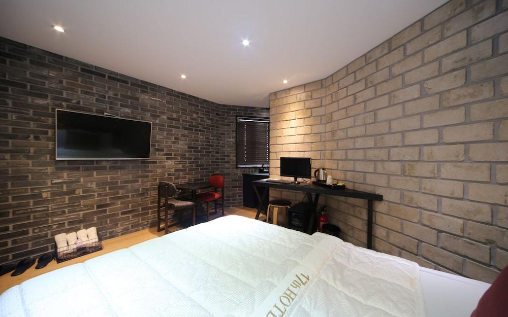 Busan Yeonsandong 17th