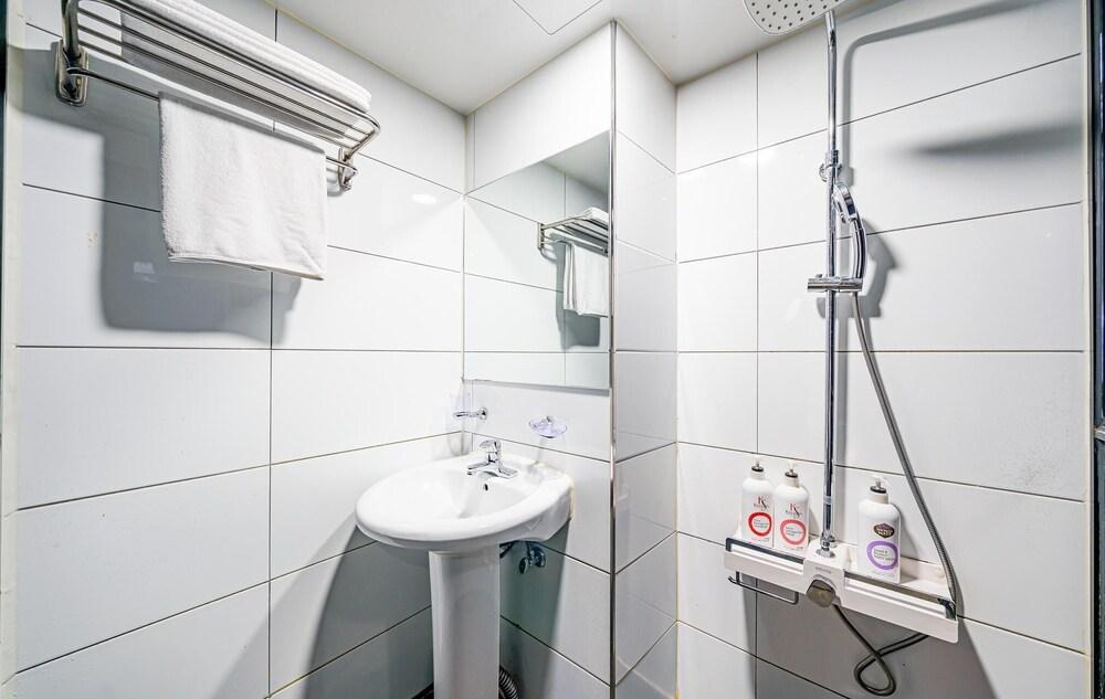 Incheon Hotel Afternoon