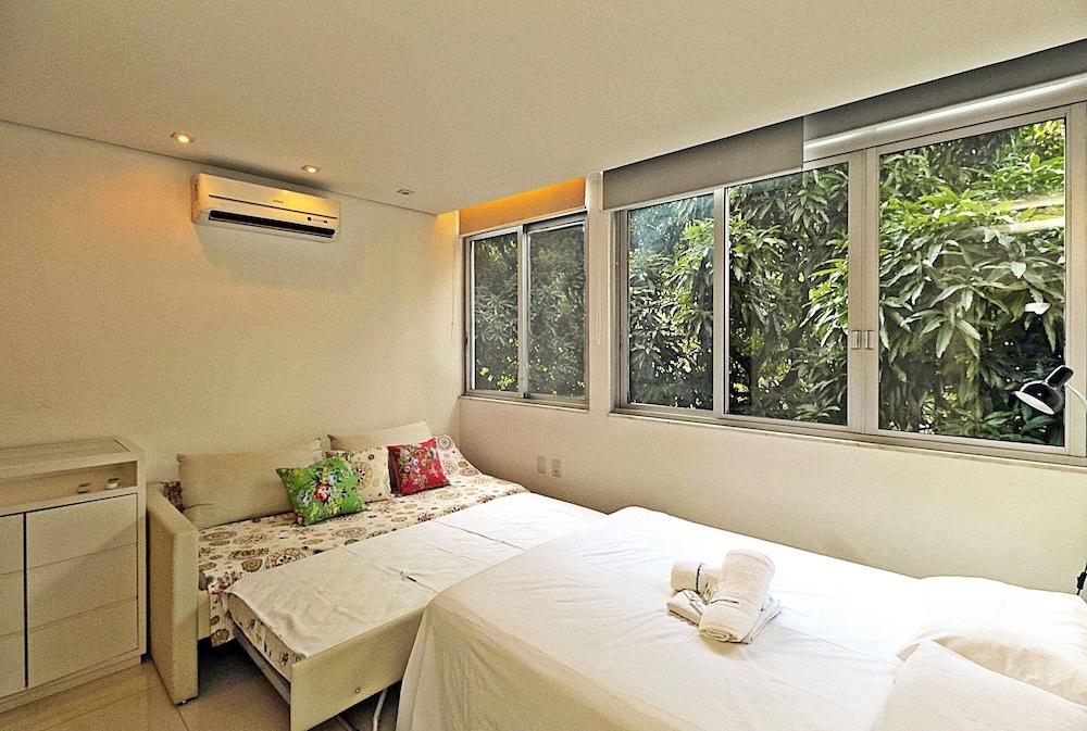 Rio Spot Leblon D049