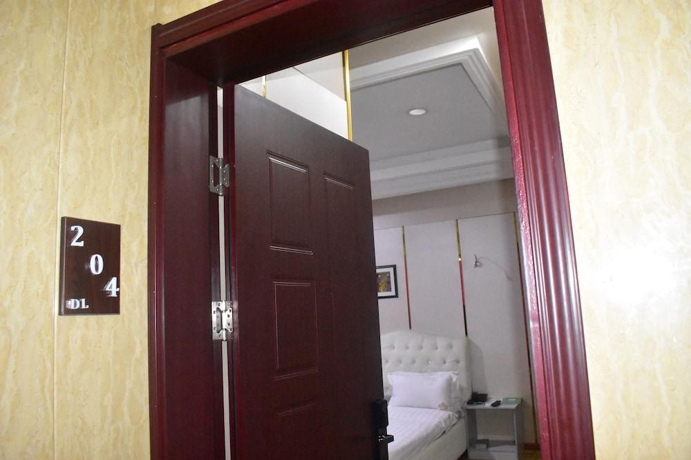 Square Castle Residence