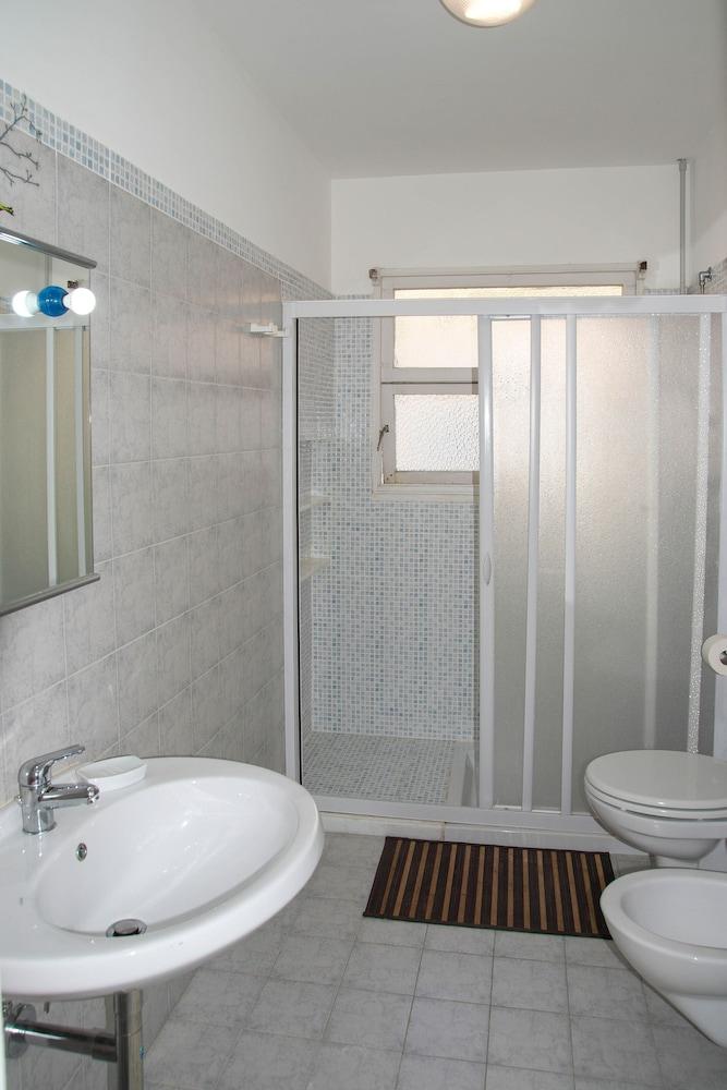 2120 Appartamento Roberto