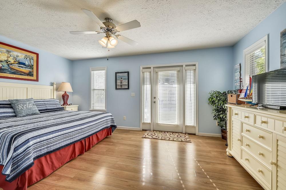 Beach Bungalow by Book That Condo