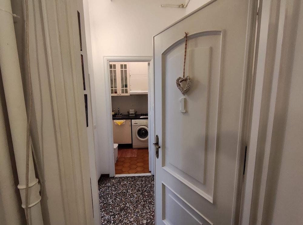 "Al 171 Family Suite Studio "