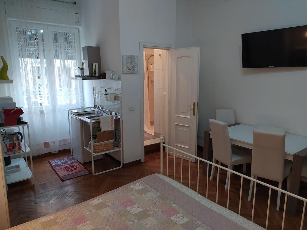 Al 171 Suite Studio 1p-3p