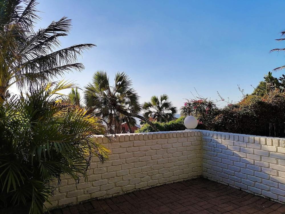 Boathouse Bed and Biscuit - Cabin