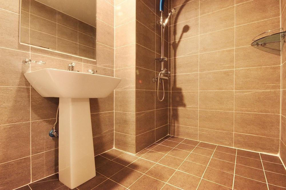 Gumi Indong Hotel 7days